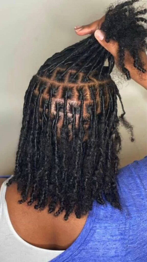 Square-locs-parting-pattern-with-neat-and-even-sections