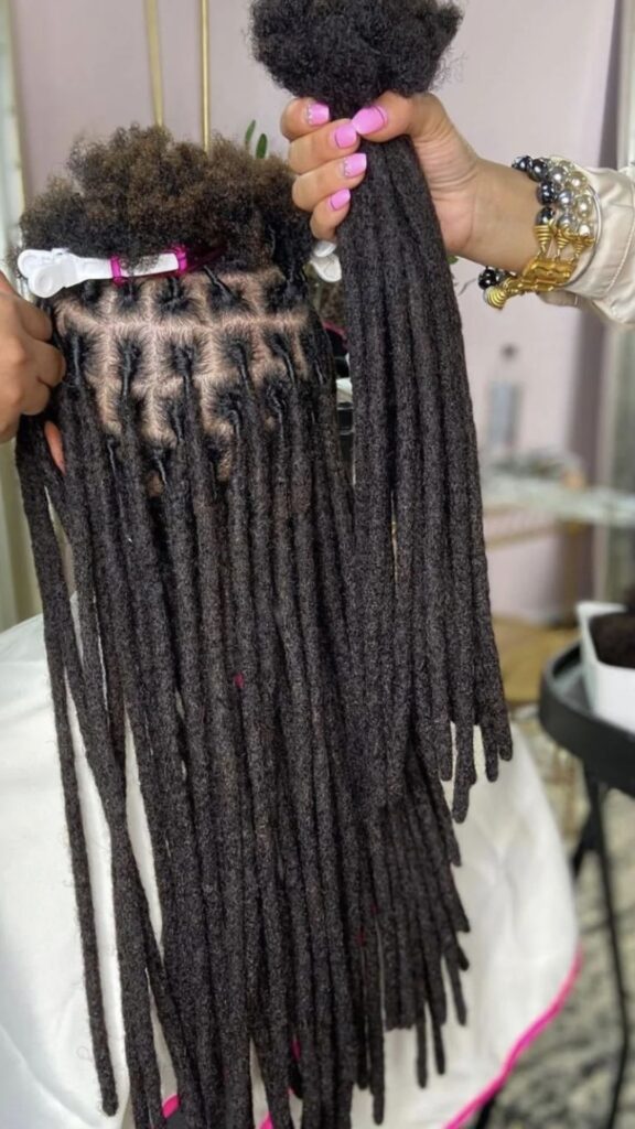 Start-With-a-Clean-Scalp-Before-Installation