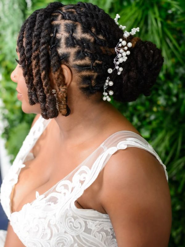 Wedding-hairstyles-for-locs