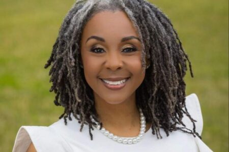 What-Do-Mature-Locs-Look-Like-healthy-fully-developed-locs-appearance