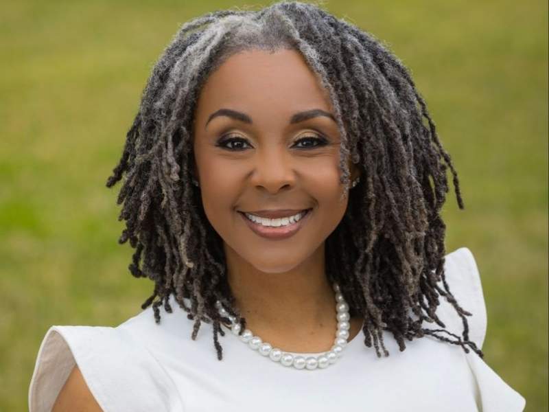 What-Do-Mature-Locs-Look-Like-healthy-fully-developed-locs-appearance